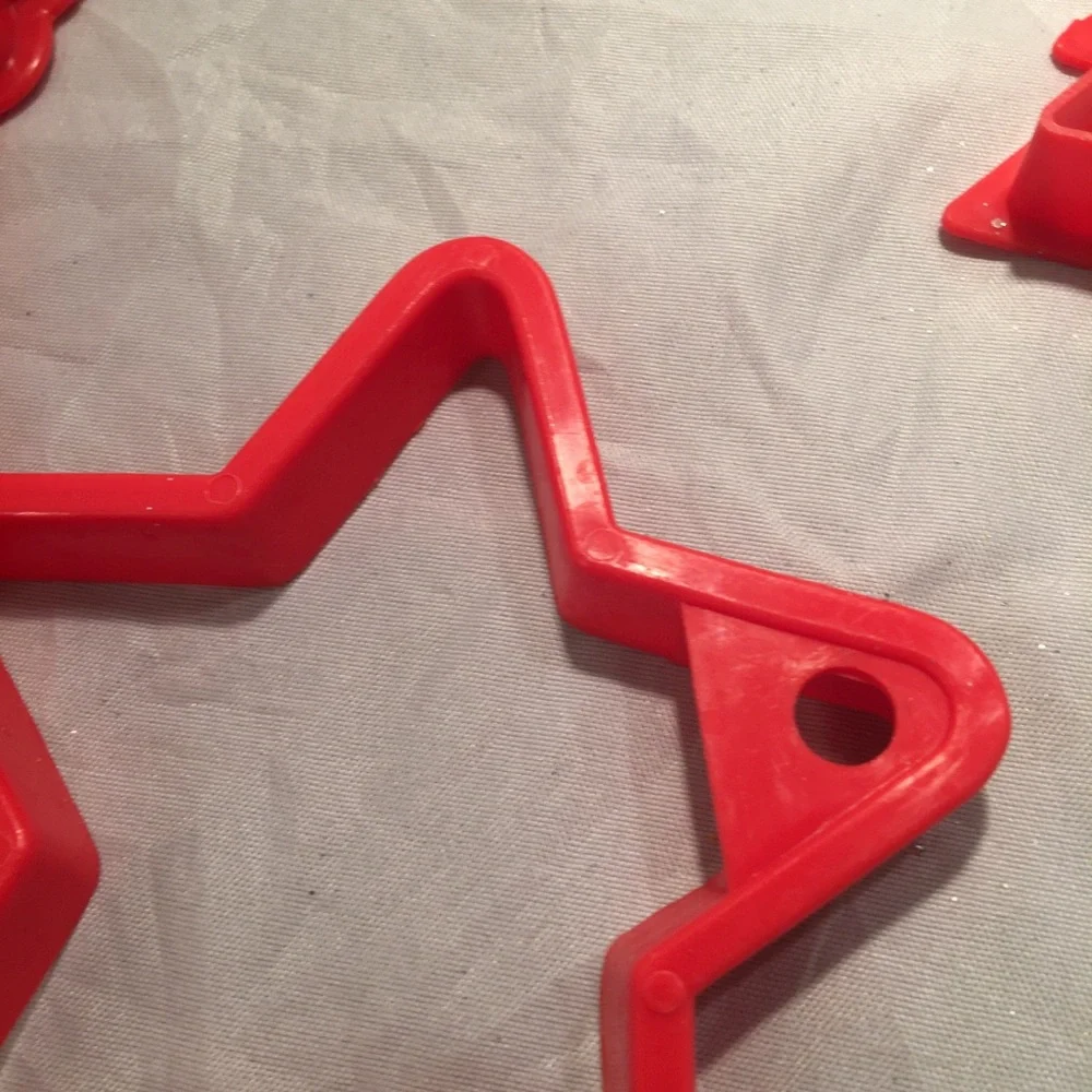 Christmas cookie‎ cutters
